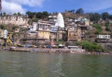जूना महल के काम में लापरवाही पड़ी भारी, ओंकारेश्वर मंदिर ट्रस्ट ने ठेकेदार पर कसा शिकंजा