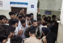 दमोह में जुआ फड़ पर दबिश के बाद मौत से हड़कंप, 8 पुलिसकर्मियों पर कार्रवाई
