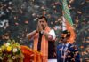 भाजपा अध्यक्ष नितिन नबीन का इंदौर में रोड शो, स्वागत में उमड़े पार्टी कार्यकर्ता