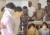 लिफ्ट के बहाने वारदात को दिया अंजाम, मारपीट-लूट के मामले में 4 गिरफ्तार