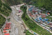 नेपाल-चीन सीमा पर बाढ़ की तबाही, एक महीने बाद भी 50 से ज्यादा यूक्रेनी लापता