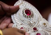 अगली दिवाली तक चांदी में 71% तेजी का अनुमान, रिपोर्ट ने बताई बड़ी वजह