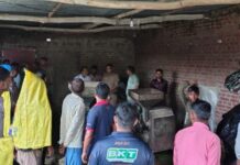 लखीमपुर खीरी में बड़ा हादसा, कच्चे मकान की दीवार गिरने से पति-पत्नी और मासूम बेटे की जान गई