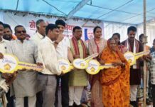 सरकार आपके द्वार’ से गांव तक पहुंचीं शासकीय सेवाएं, सेमरा के सेवा सेतु शिविर में एक ही स्थान पर मिला योजनाओं का लाभ