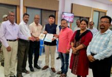 बस्तर के बाढ़ प्रभावितों की मदद के लिए आगे आए सामाजिक संगठन और सहकारी बैंक परिवार
