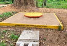 सेवा की कहानी: गलियों में नहीं बहेगा घरों से निकलने वाला पानी, भकुरमा में मैजिक पिट बना समाधान