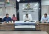 राजस्व वसूली में तेजी लाएं अधिकारी : डीएम