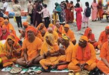 तांबे का लोटा, भोजन में पूड़ी…सर्वपितृ अमावस्या पर करें ये काम, हर गलती माफ कर देंगे पूर्वज