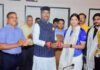 एशियन गेम्स पदक विजेता आशी और ऐश्वर्य से मिले मंत्री सारंग, कहा- 6 साल की उम्र से तराशेंगे खेल प्रतिभाएं