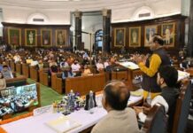 युवाओं से बोले बिरला- सत्य, अहिंसा और अनुशासन से मजबूत होगा विकसित भारत