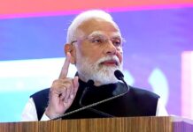दुनिया को समाधान देने में सक्षम हैं युवा, PM मोदी ने रचनात्मक सोच और आत्मविश्वास पर दिया जोर