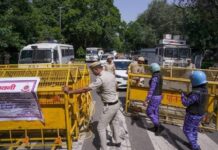 संसद के पास विपक्षी नेताओं का जमावड़ा, INDIA ब्लॉक के मार्च से पहले सुरक्षा कड़ी